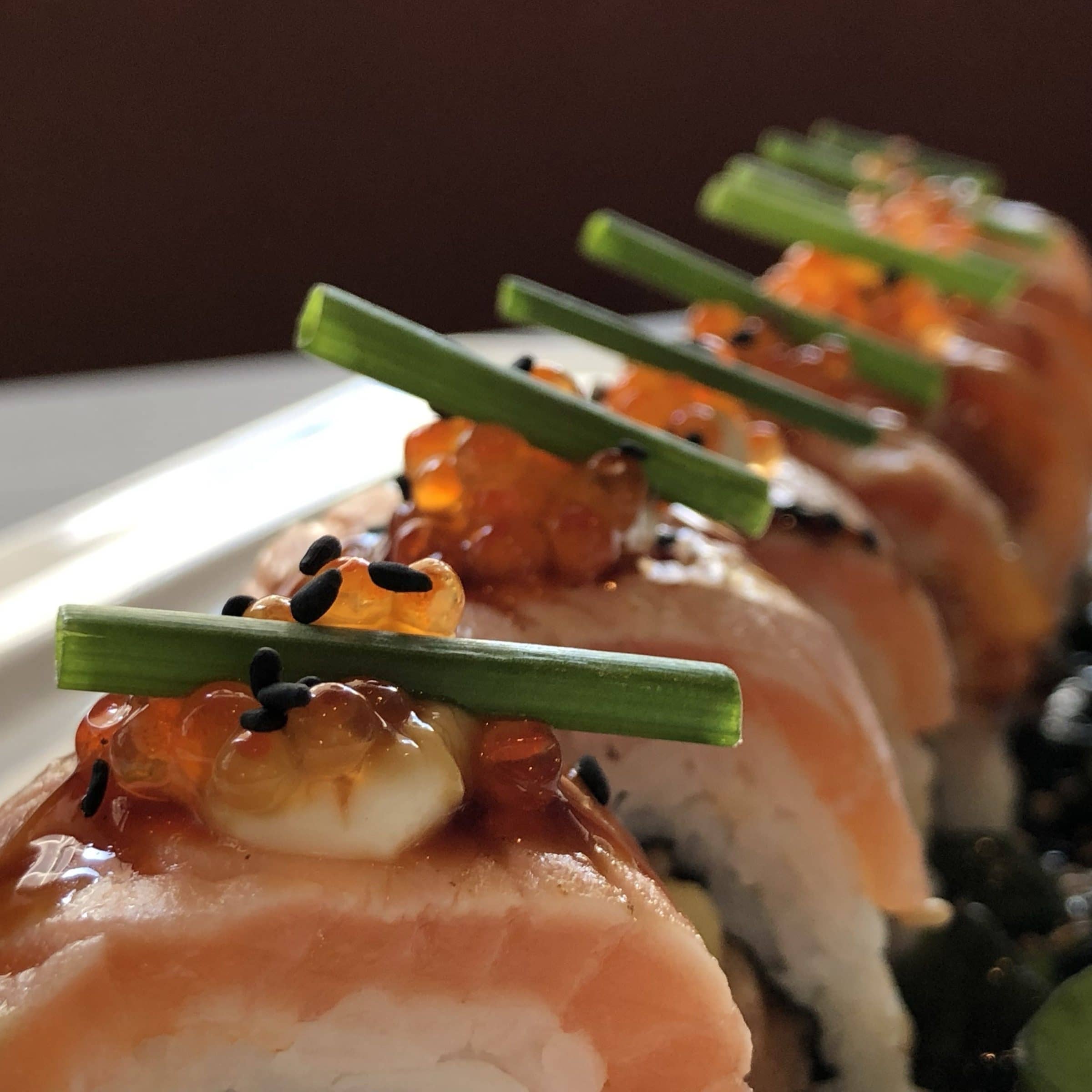Lachs-Roll mit Ikura